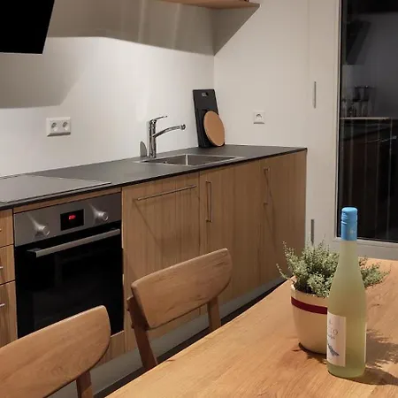 Apartment Schmuckstueck In Baudenkmal In Konstanz-city *